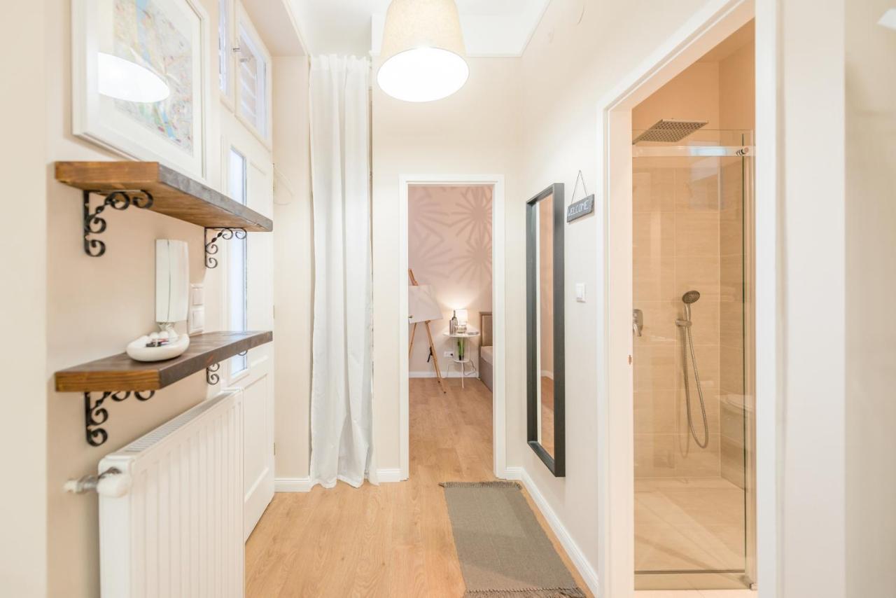 Downtown Heart 3 Bdr, 2 Bath, A/C Daire Budapeşte Dış mekan fotoğraf